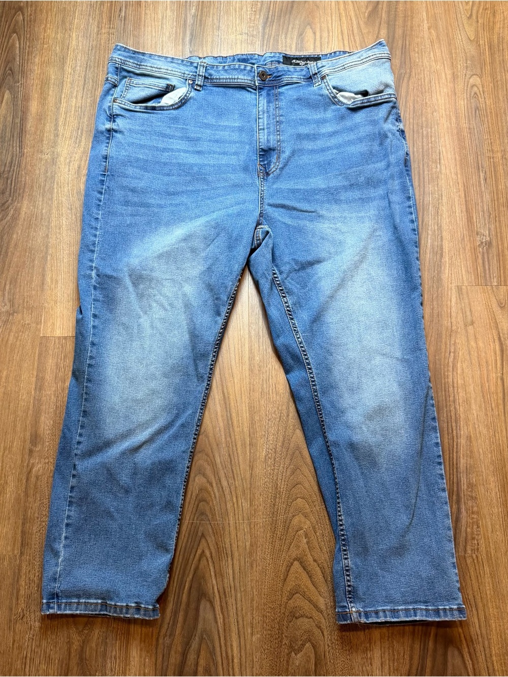 The Perfect Jean TPJ Athletic Fit Light Medium Blue Wash Stretch Jeans Men’s 44